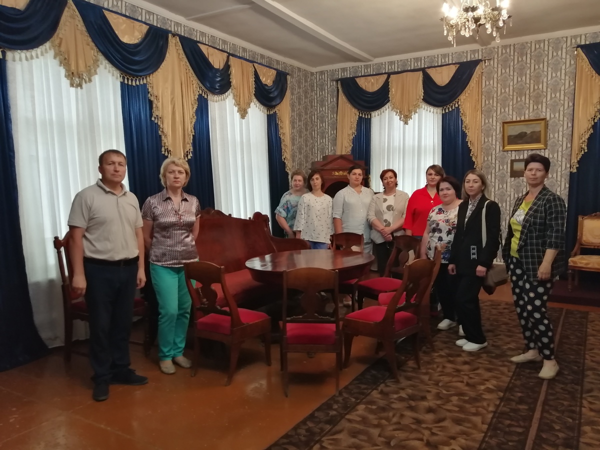Экскурсия в музей А.Н. Радищева Экскурсия в музей А.Н. Радищева