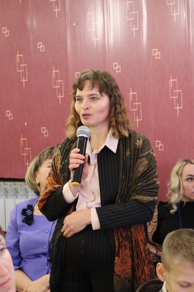 Окружной фестиваль педагогических династий в Чесме «Призванье, ставшее судьбой!» Окружной фестиваль педагогических династий в Чесме «Призванье, ставшее судьбой!»