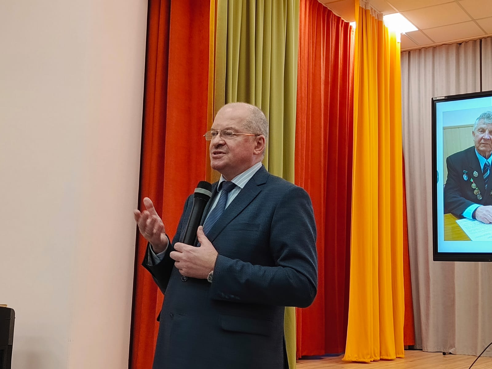 Декада молодого учителя открыта Декада молодого учителя открыта