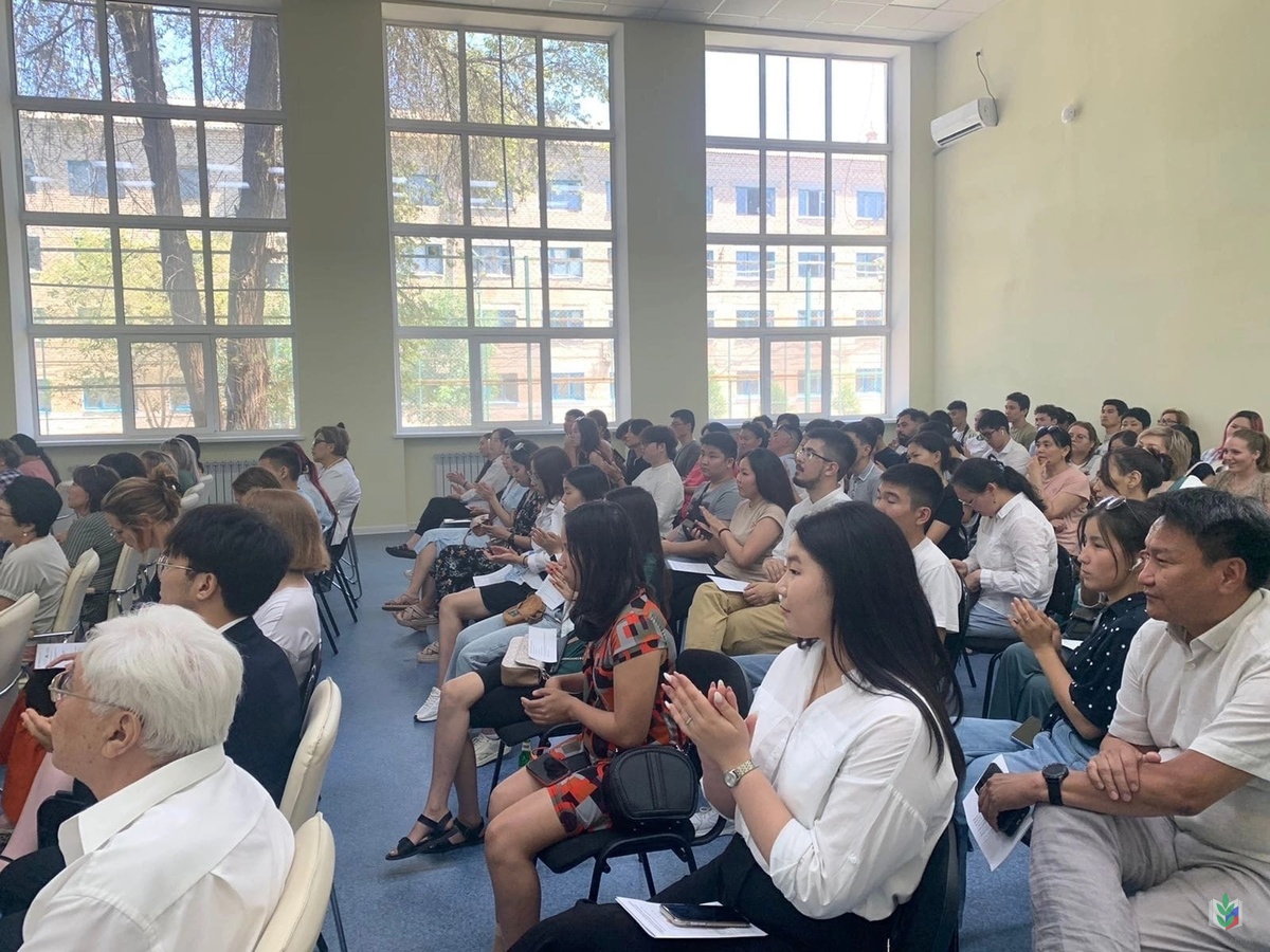 Расширенное совещание выпускников Расширенное совещание выпускников