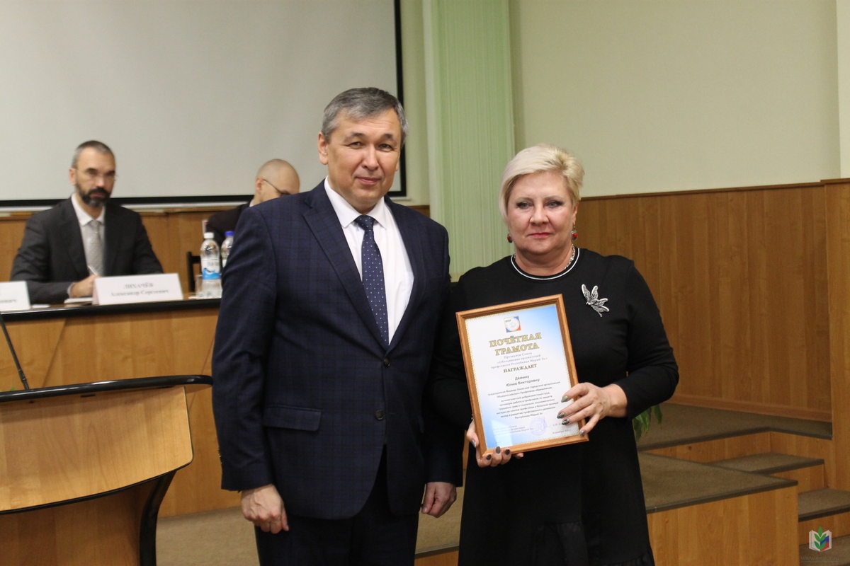 0893 0893