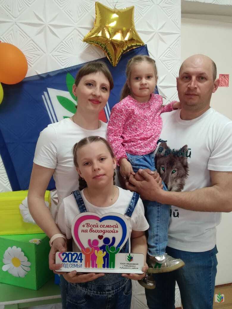 Семья Заразиных из Самарской школы Рубцовского рай Семья Заразиных из Самарской школы Рубцовского рай