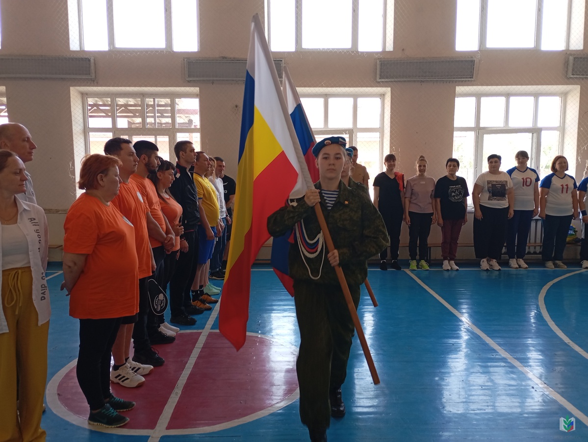 7 7