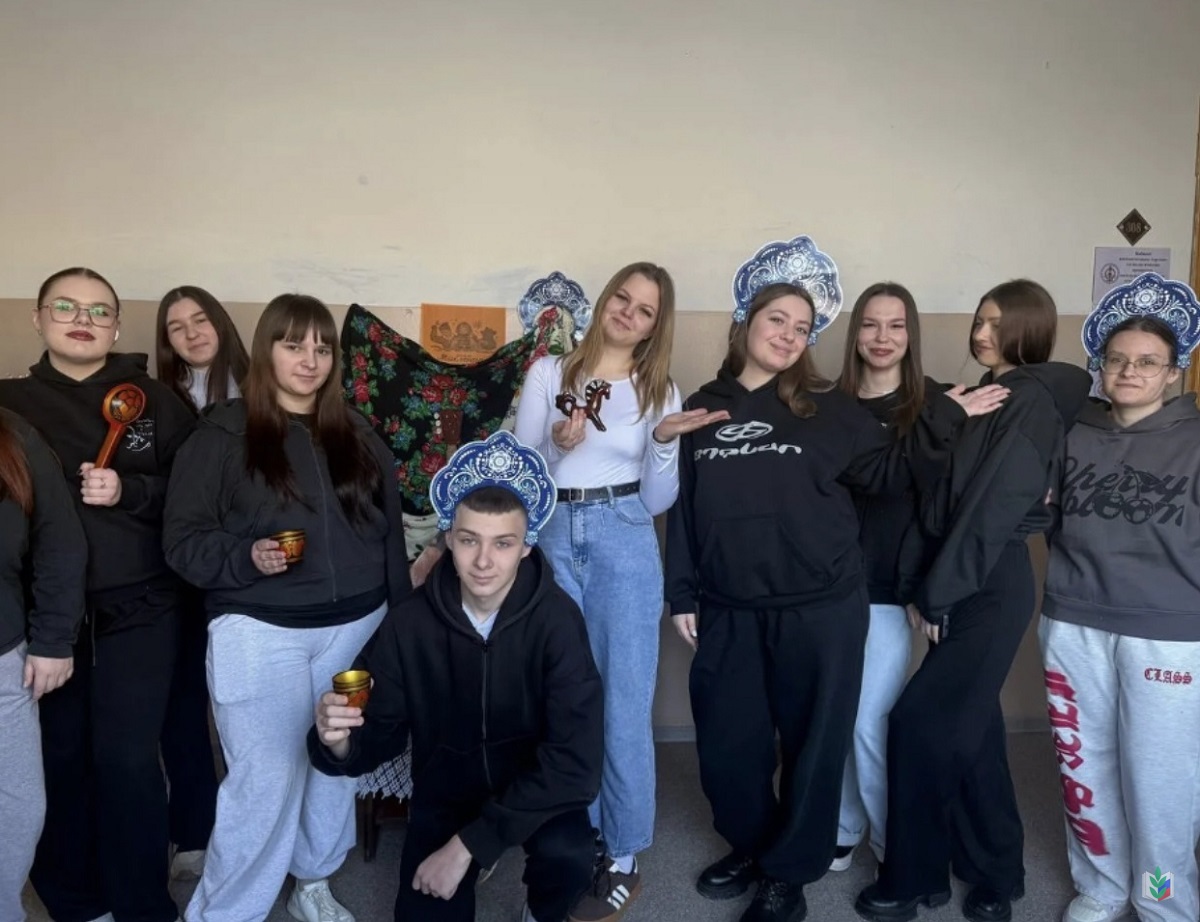 2 2