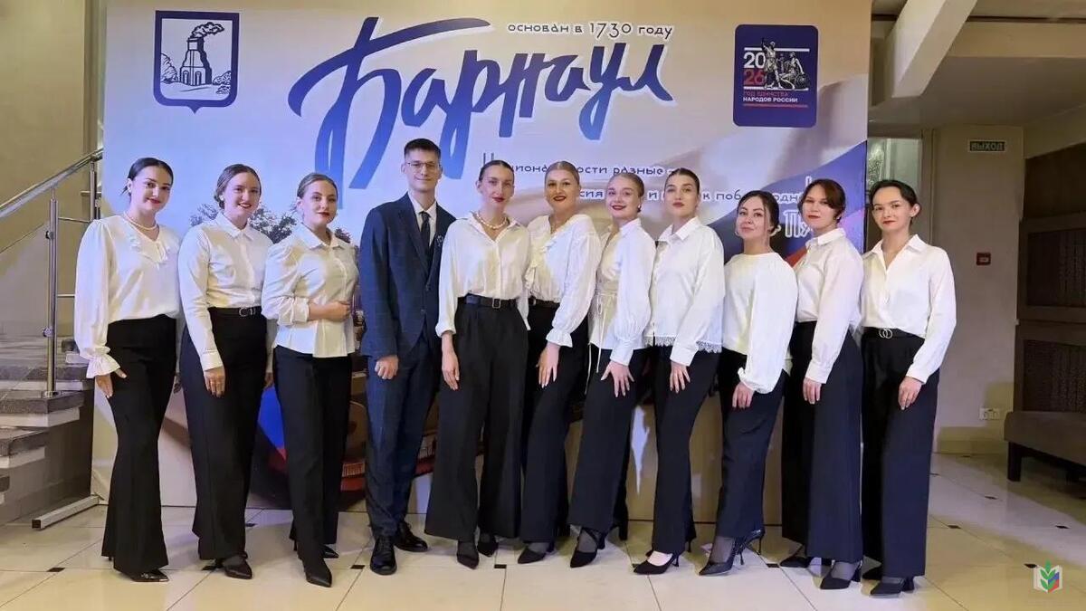 хор хор