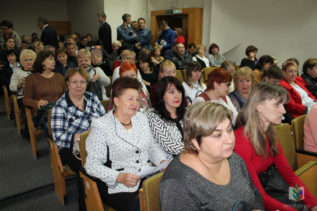 Встреча с Губернатором Волгоградской области Встреча с Губернатором Волгоградской области