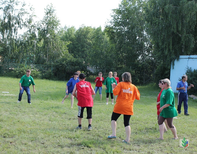 Физкультура на слёте Физкультура на слёте