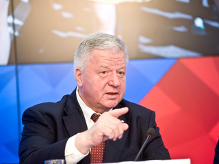 Глава ФНПР потребовал индексации пенсий работающим пенсионерам