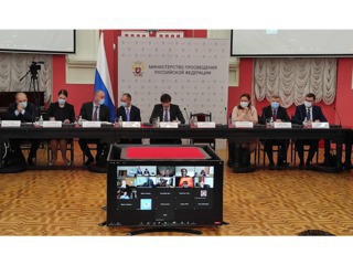 Актуальный вопрос образовательной политики