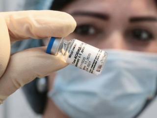 Ответ Министерства труда России на запрос Минпросвещения России и Профсоюза по вопросам вакцинации педагогических работников от коронавируса