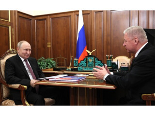 ВЛАДИМИР ПУТИН ВСТРЕТИЛСЯ С МИХАИЛОМ ШМАКОВЫМ